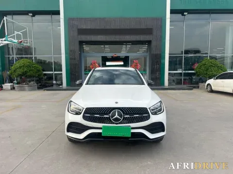 2022 Mercedes-Benz GLC Coupe 2