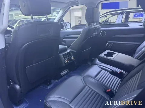 2021 Land Rover Discovery 4