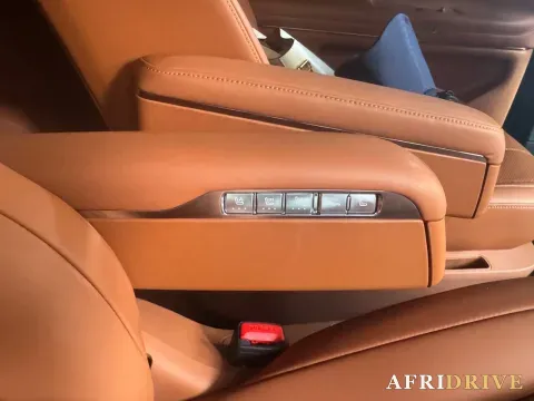 2024 AITO AITO M9 6