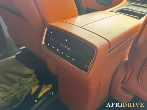 2024 AITO AITO M9 7