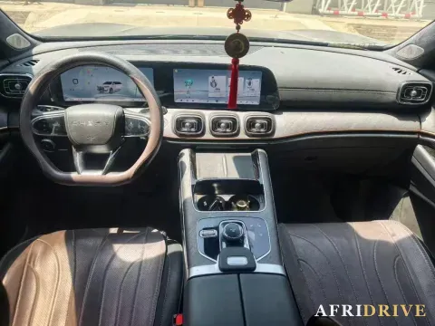 2025 Chery Tiggo 9 3