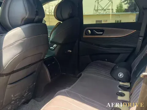 2025 Chery Tiggo 9 5