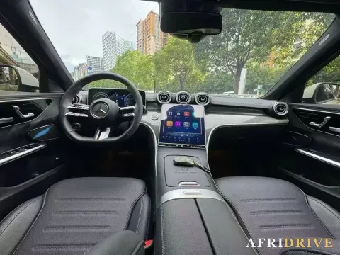 2025 Mercedes-Benz C Class 8