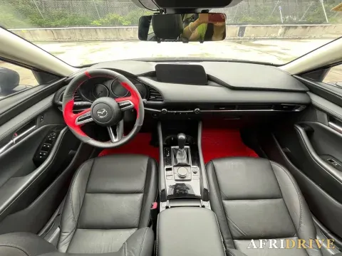 2020 Mazda 3 Axela 4