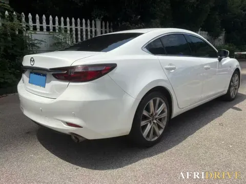 2020 Mazda Atenza 7