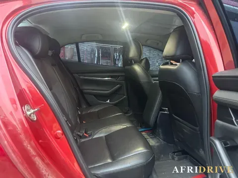 2021 Mazda 3 Axela 7