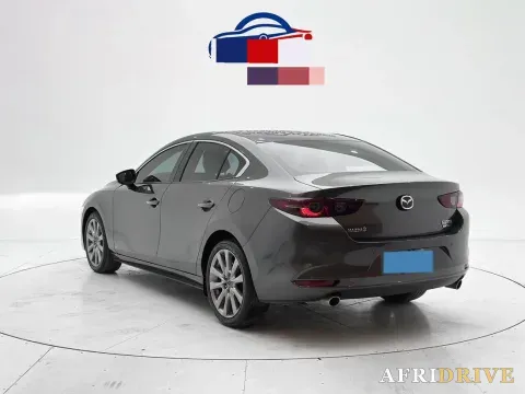2023 Mazda 3 Axela 4