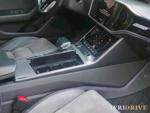 2022 Audi A6L 3