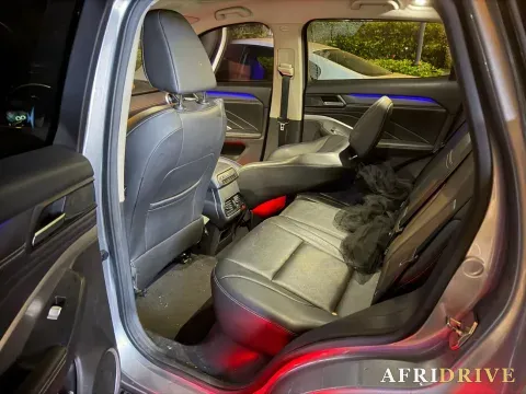 2018 WEY VV6 6