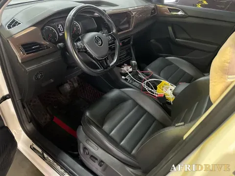 2021 Volkswagen Tharu 2