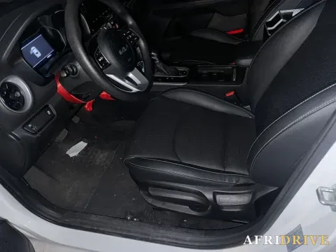 2021 Kia K3 4