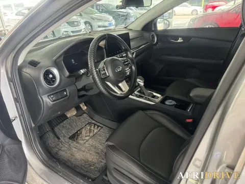 2019 Kia K3 7