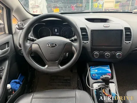 2016 Kia K3 6