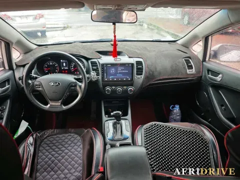 2017 Kia K3 4