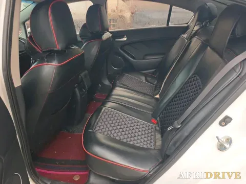 2017 Kia K3 6