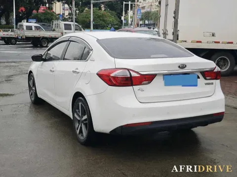 2017 Kia K3 7