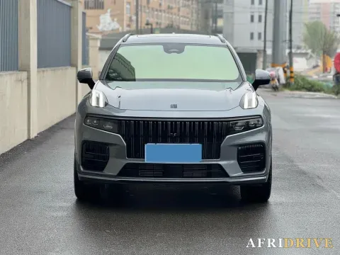 2021 LYNK&CO 09 EM-P 2