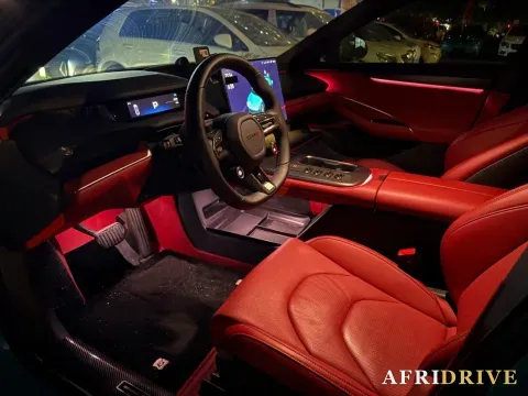 2024 MI SU7 5