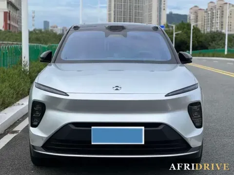 2024 NIO ES8 2