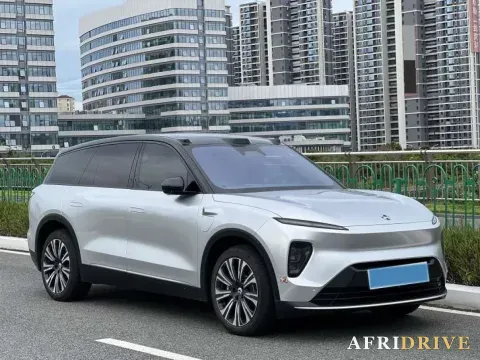 2024 NIO ES8 3