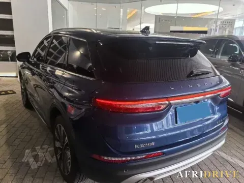 2021 Lincoln Corsair 2