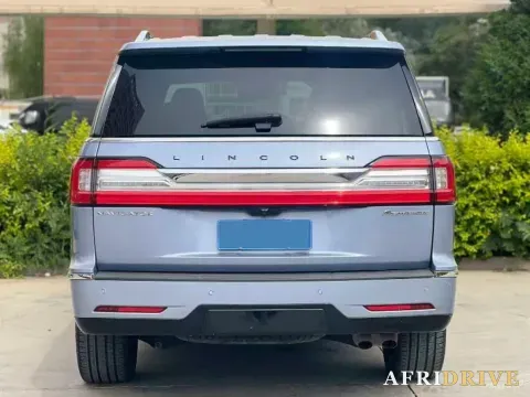 2019 Lincoln Navigator 8