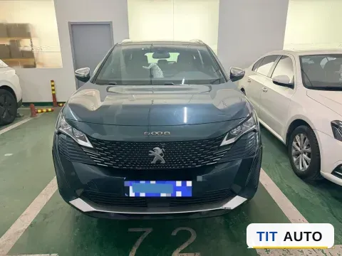2021 Peugeot 5008 2