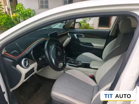 2018 BeiJing Auto EU5 4