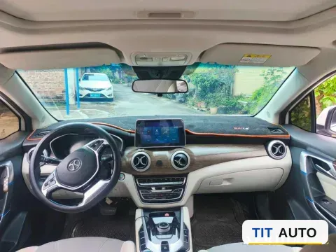 2018 BeiJing Auto EU5 6