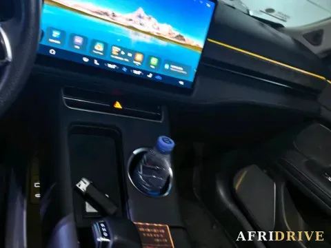 2022 AITO M5 3