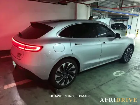 2022 AITO M5 6