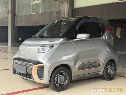 2020 BaoJun E200
