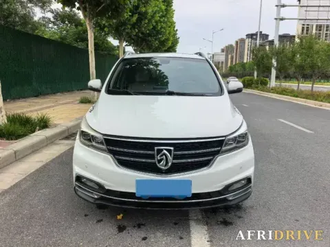 2017 BaoJun 730 2