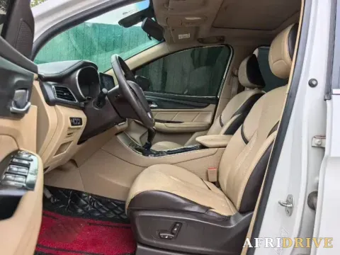 2017 BaoJun 730 4
