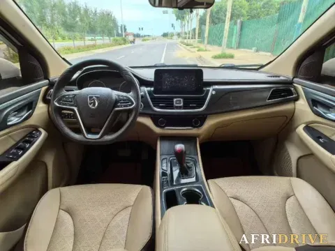 2017 BaoJun 730 5