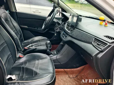 2016 BaoJun 310 7