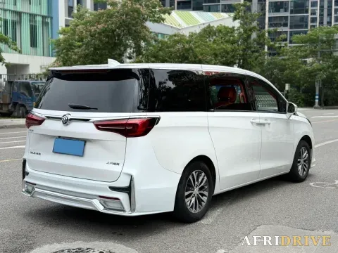 2022 Buick GL8 4