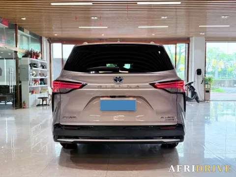 2021 Toyota Sienna 5
