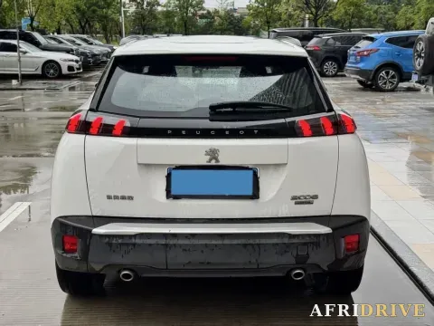 2022 Peugeot 2008 8