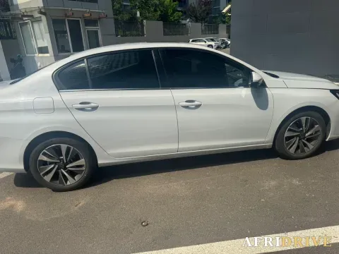 2024 Peugeot 408 3