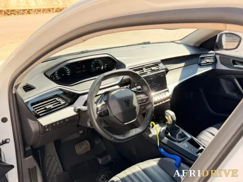2022 Peugeot 408 4