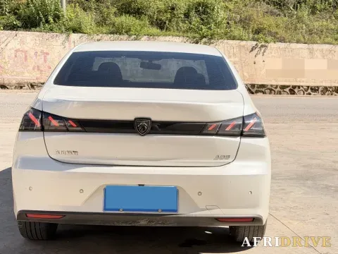 2022 Peugeot 408 7