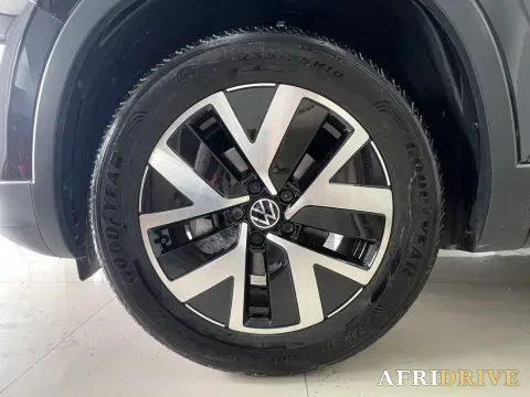 2023 Volkswagen Tayron 7