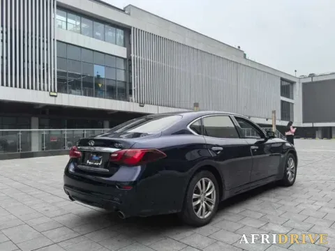 2019 Alfa Romeo Giulia 7