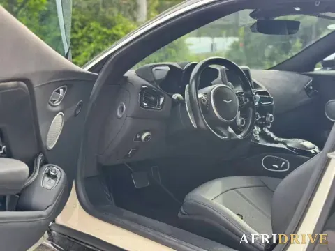 2018 Aston Martin V8 Vantage 6