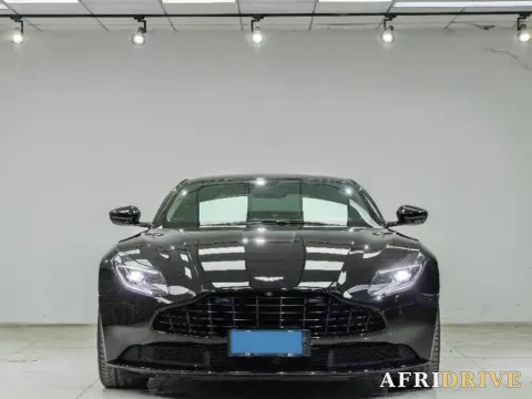 2019 Aston Martin DB11 2