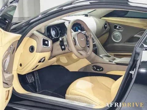 2019 Aston Martin DB11 6