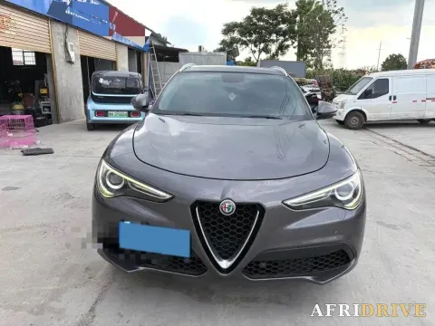 2017 Alfa Romeo Stelvio 2