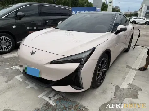 2025 ARCFOX αS5