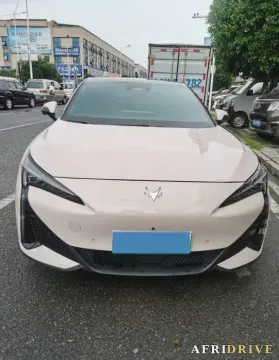 2024 ARCFOX αT5 2